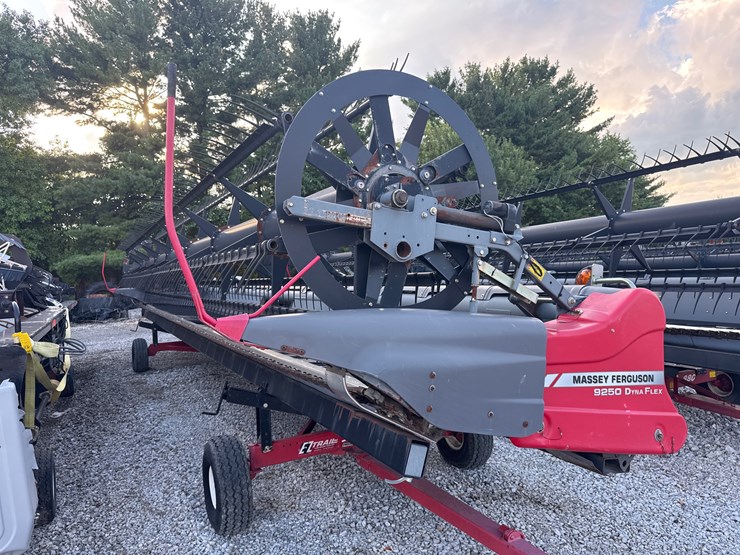 massey-ferguson-9250-image-1