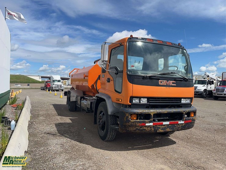1997-gmc-t7500-image-16
