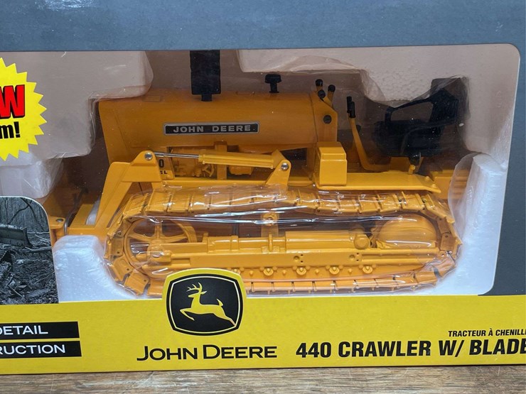 1/16-john-deere-440-crawler-nib-ertl-image-2
