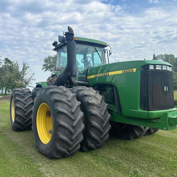 2007 JOHN DEERE 9300