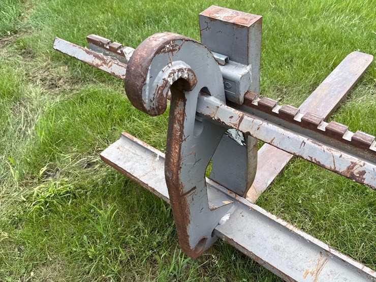 volvo-mount-payloader-pallet-forks-image-9