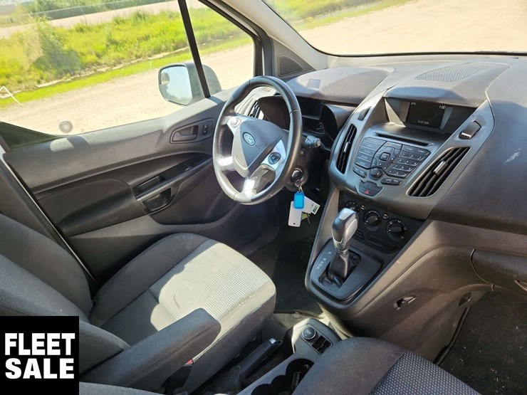 2017-ford-transit-connect-image-16