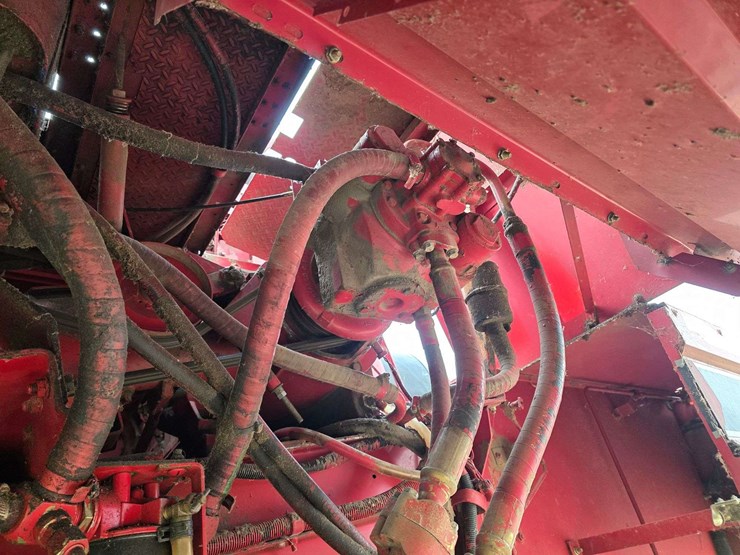 2002-case-ih-2388-image-38