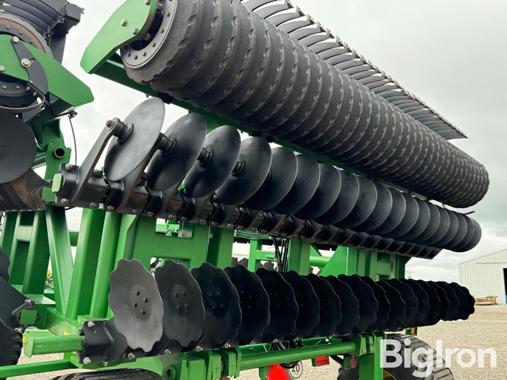 2023-john-deere-2680h-image-20