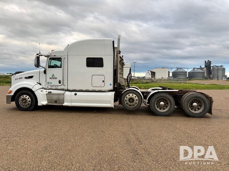 2012-peterbilt-386-image-15