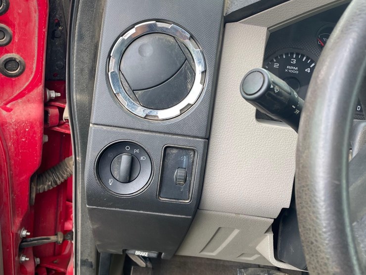 2009-ford-f250-image-47