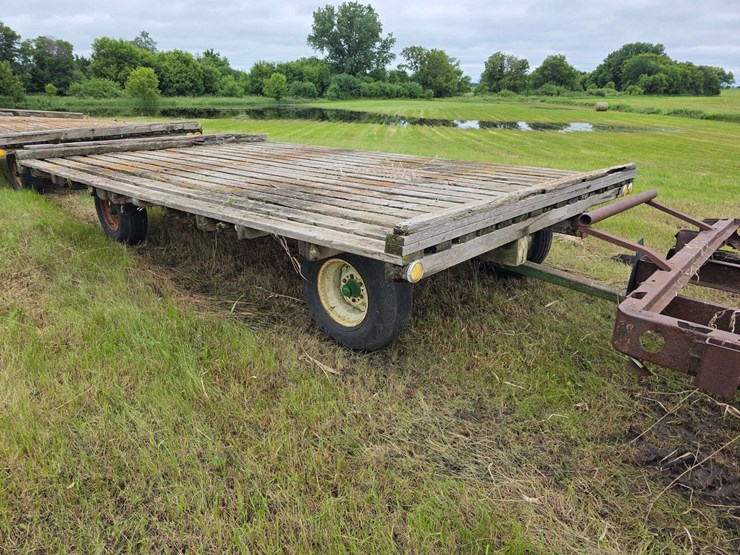 john-deere-running-gear-with-rack,-rack-will-need-work,-11l-15-tires-on-6-bolt-rims,-extendable-hitc-image-1