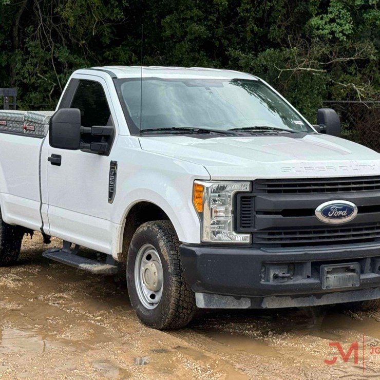 2017 FORD F250 XL