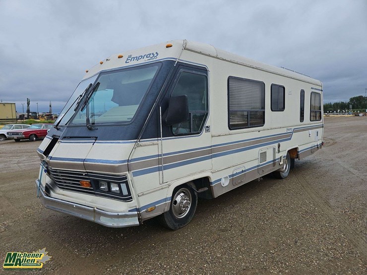 1986-gmc-p30-image-1
