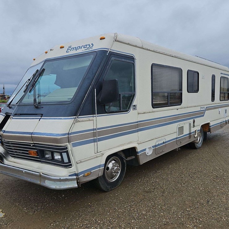 1986 GMC P30