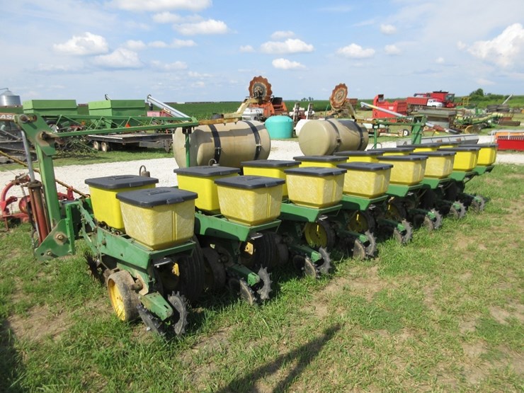 john-deere-7000-image-2