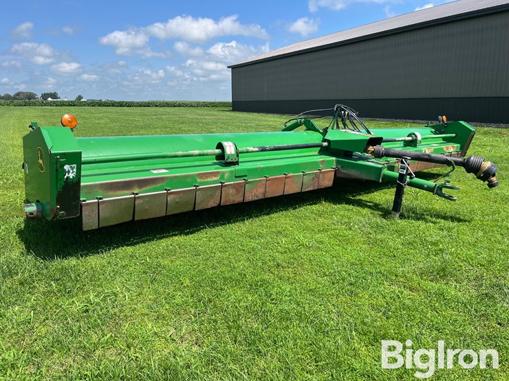 2013-john-deere-120-image-3
