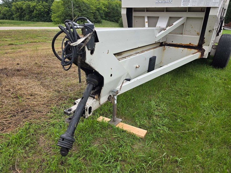kuhn-knight-2054-image-6