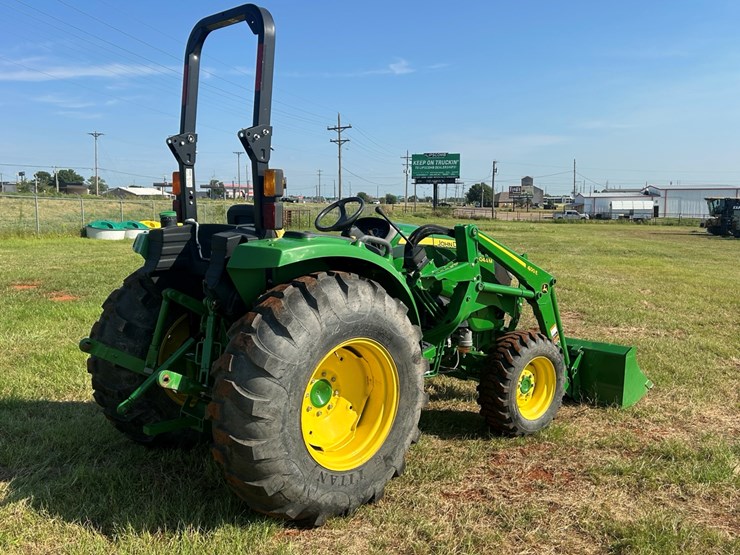 2019-john-deere-4044m-image-5