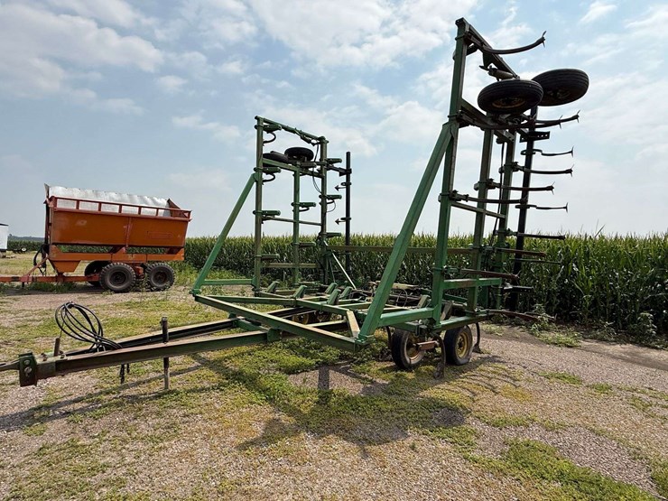 john-deere-1610-image-20