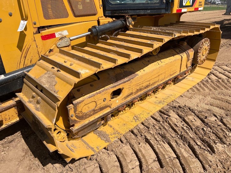 2019-caterpillar-d5k2-lgp-image-9