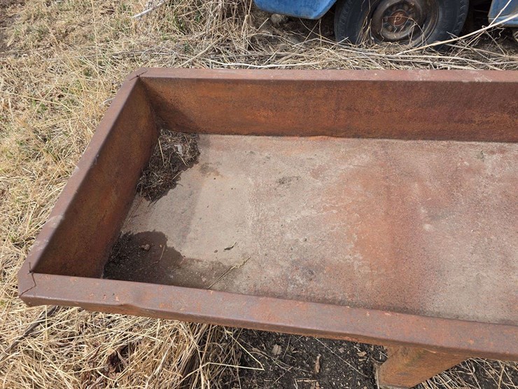18’-steel-feed-bunk-image-9