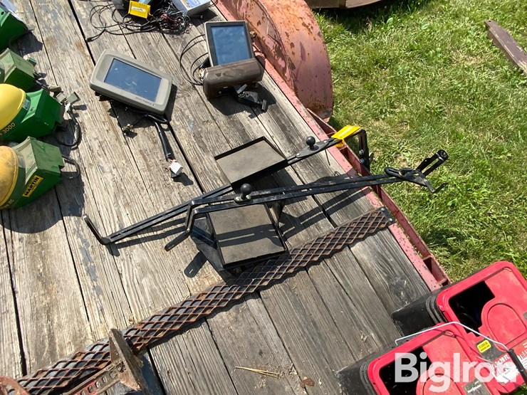 mounts-for-monitors-image-5