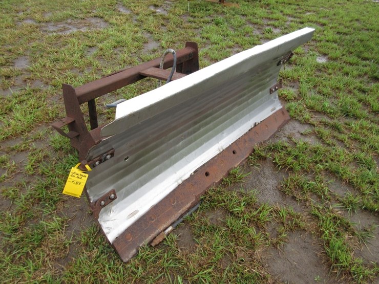 quick-attach-6'-snow-blade-image-1