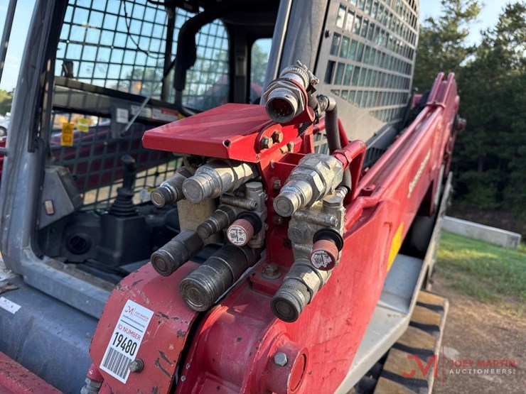 takeuchi-tl10v2-image-6