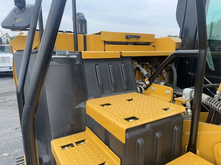 2022-caterpillar-313gc-image-17