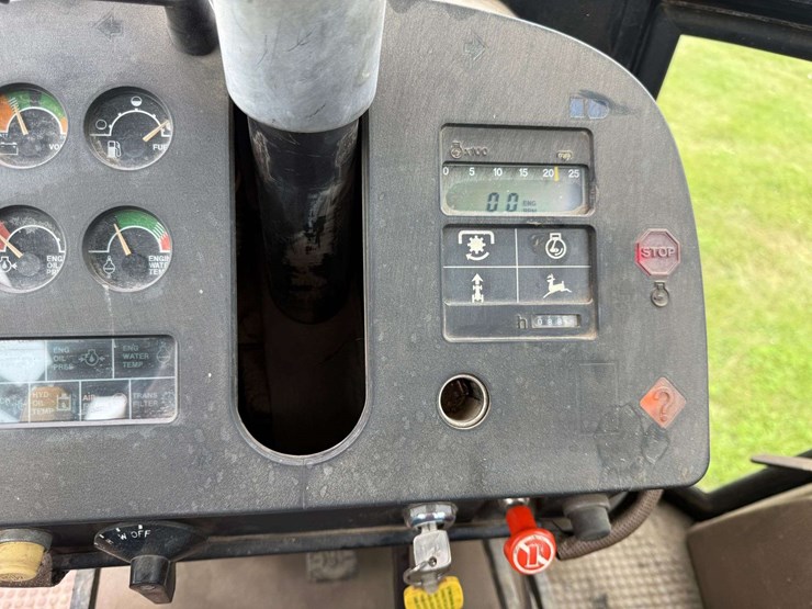 1983-john-deere-4650-image-29