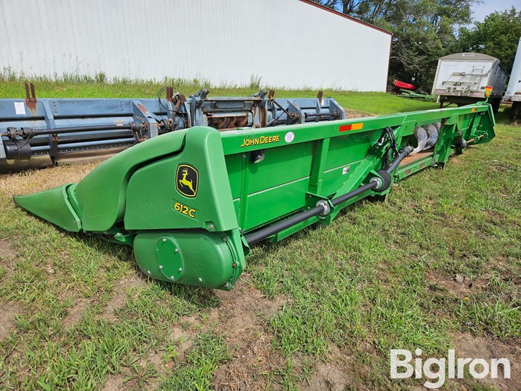 2010-john-deere-612cx-corn-head-image-7