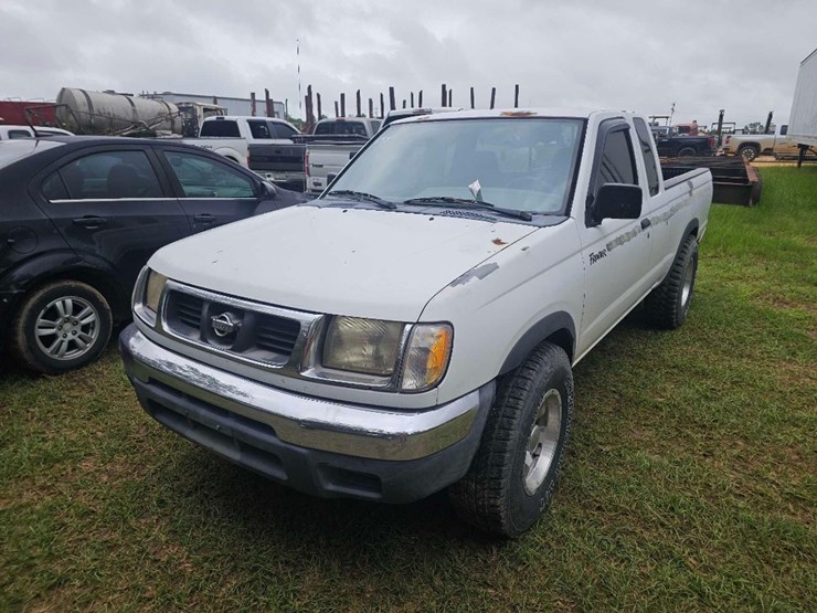 1998-nissan-frontier-image-2