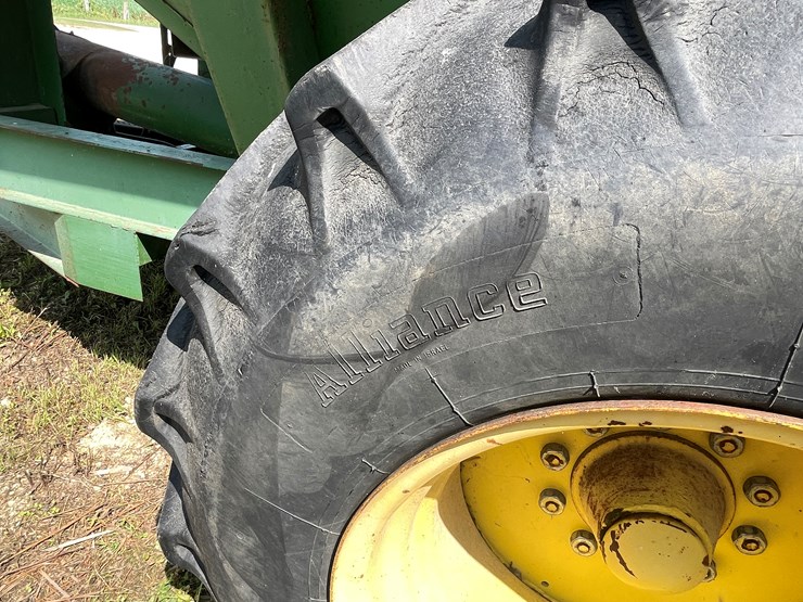 john-deere-1210a-image-10