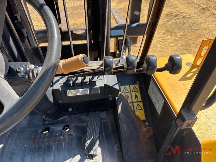 jcb-930-image-16