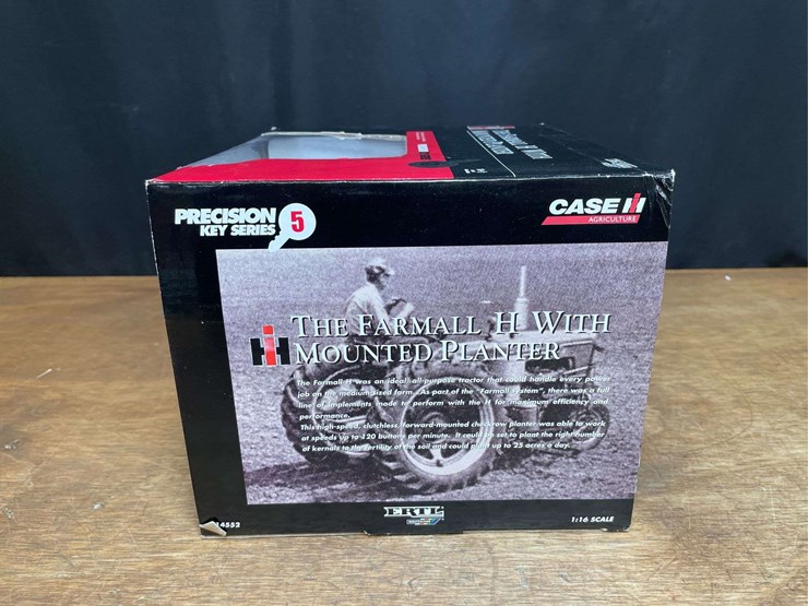 1/16-farmall-h-w/planter-precision-key-nib-ertl-image-4