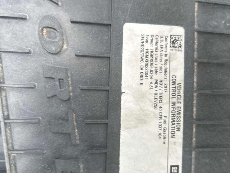 2017-chevrolet-express-2500-image-17