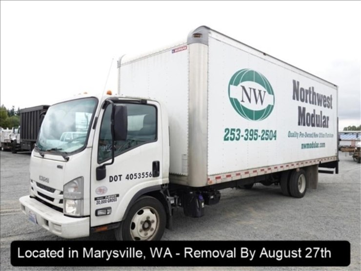2019-isuzu-npr-image-1