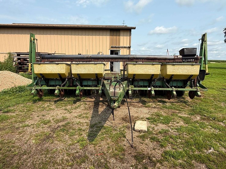 john-deere-7000-image-3