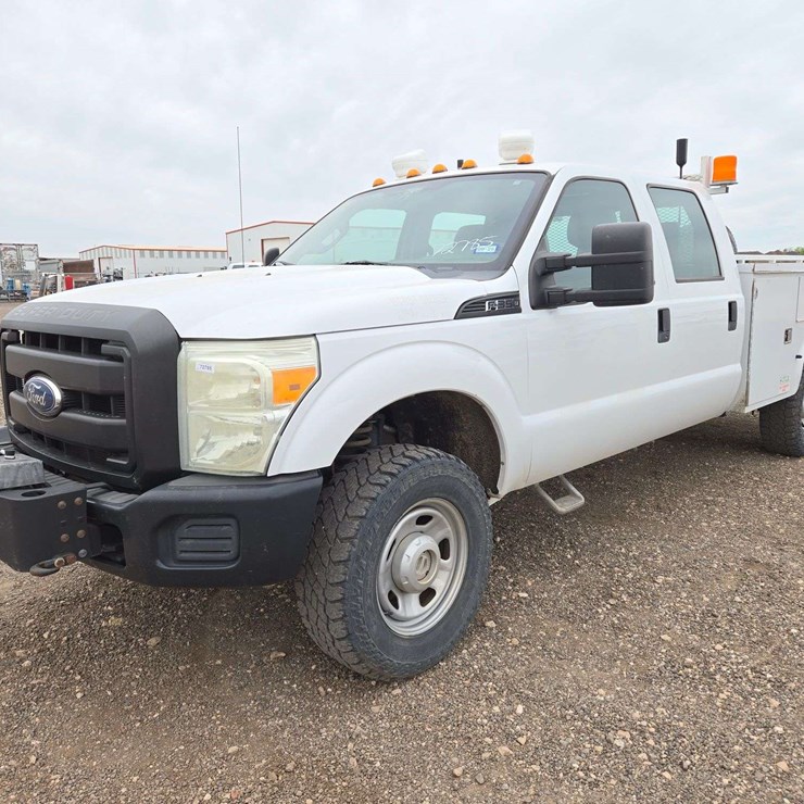 2011 FORD F350 SD