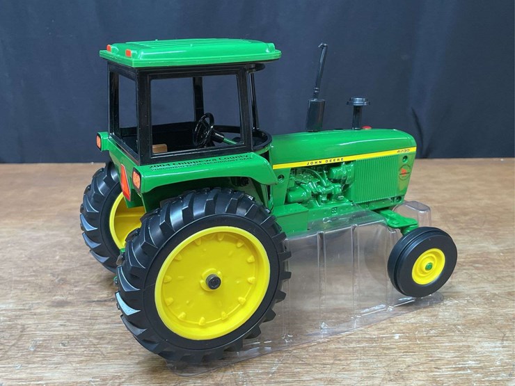 1/16-john-deere-4230-2004-wisconsin-nib-ertl-image-7