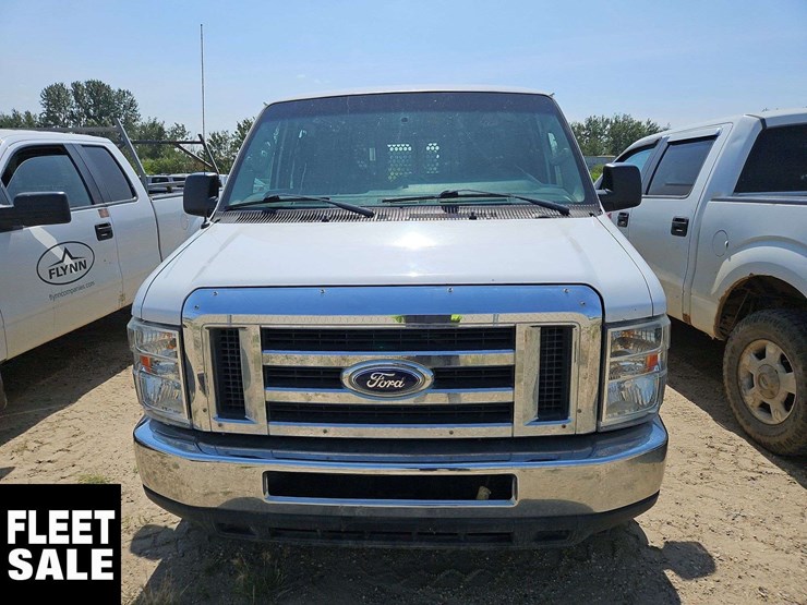 2012-ford-cargo-image-11