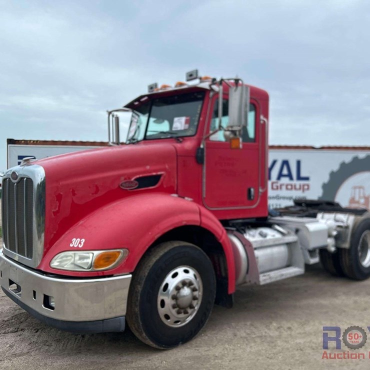 2009 PETERBILT 384