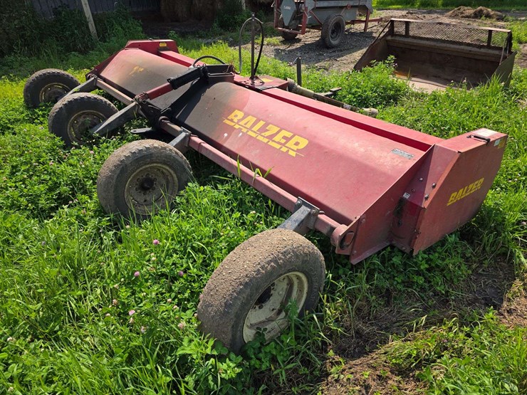blazer-1500-stalk-chopper,-6-row-22”-(15’),-1000-pto,-4-rear-assist-wheels,-15”-tires-on-6-bolt-rims-image-6