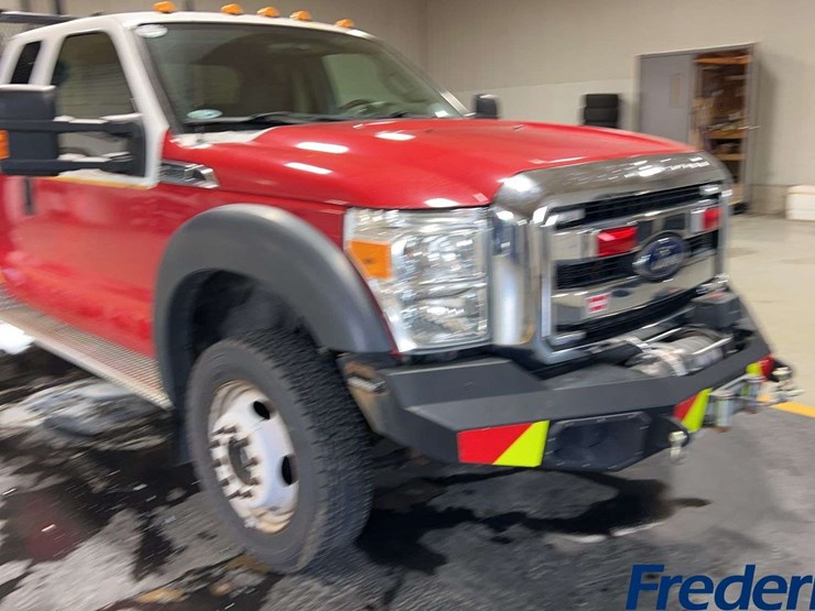 2012-ford-f550-image-32