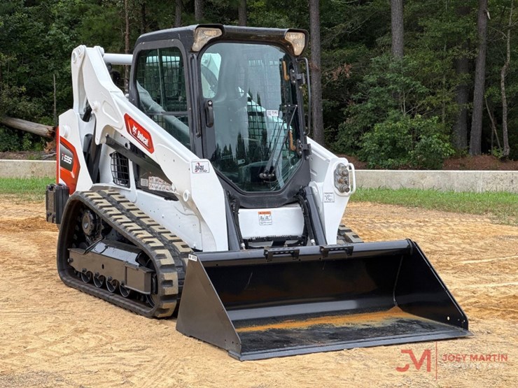 2023-bobcat-t595-image-1