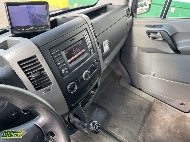 2016-mercedes-benz-sprinter-2500-image-6