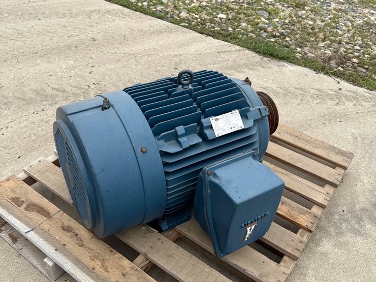 nema-40hp-electric-motor-image-5