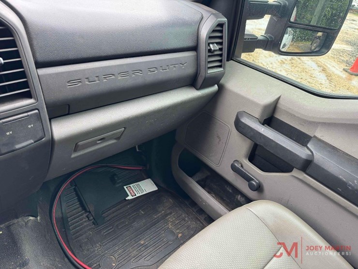 2017-ford-f250-xl-image-25