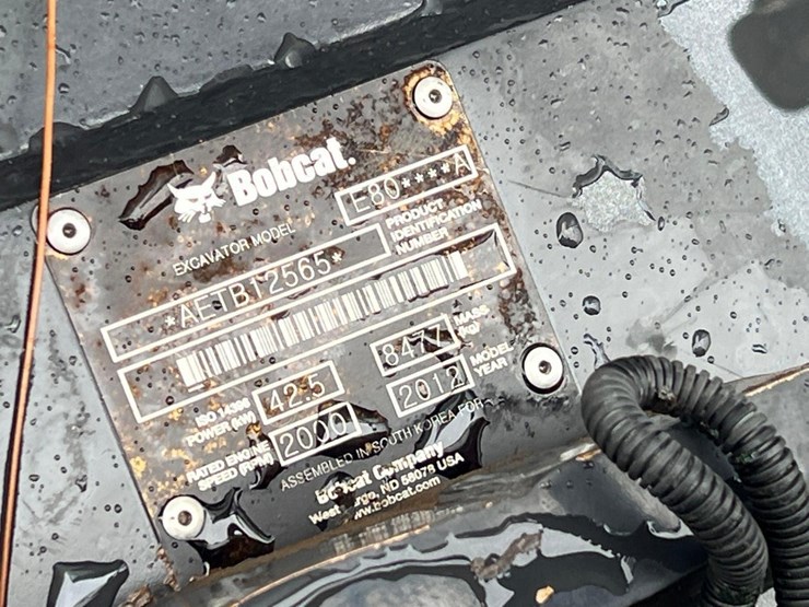 2012-bobcat-e80-image-28