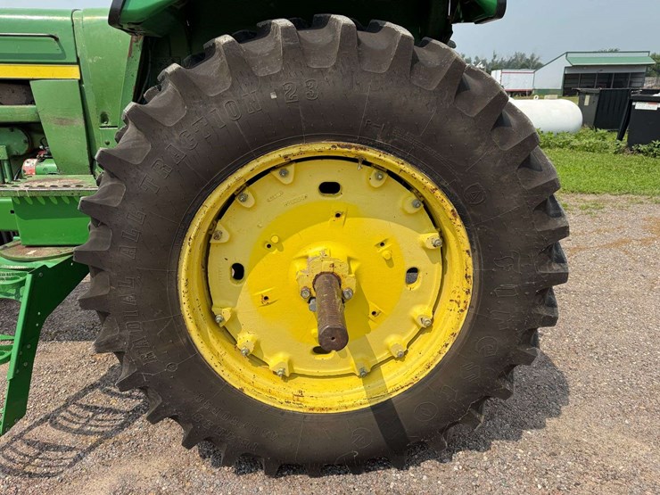 1977-john-deere-4230-image-19