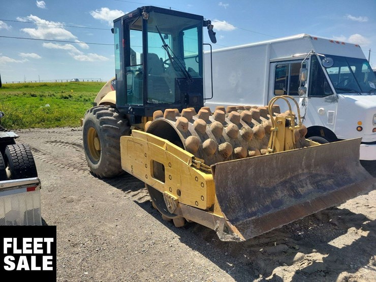 2008-caterpillar-cp-563e-image-11