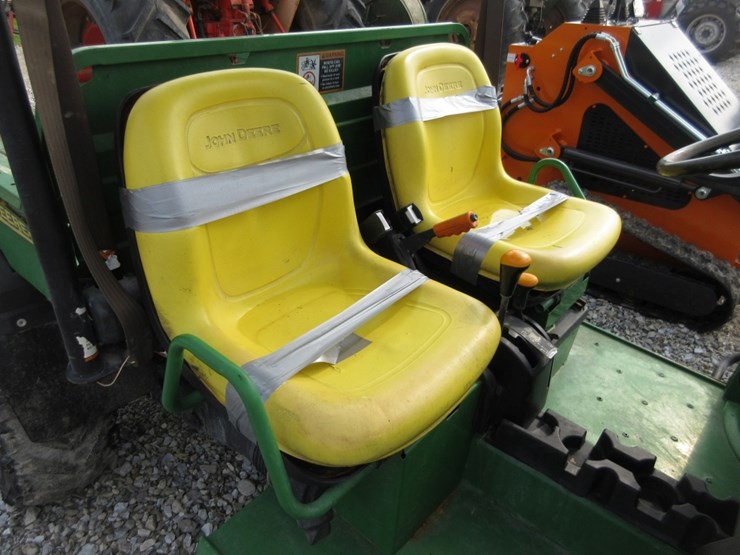 john-deere-gator-image-7