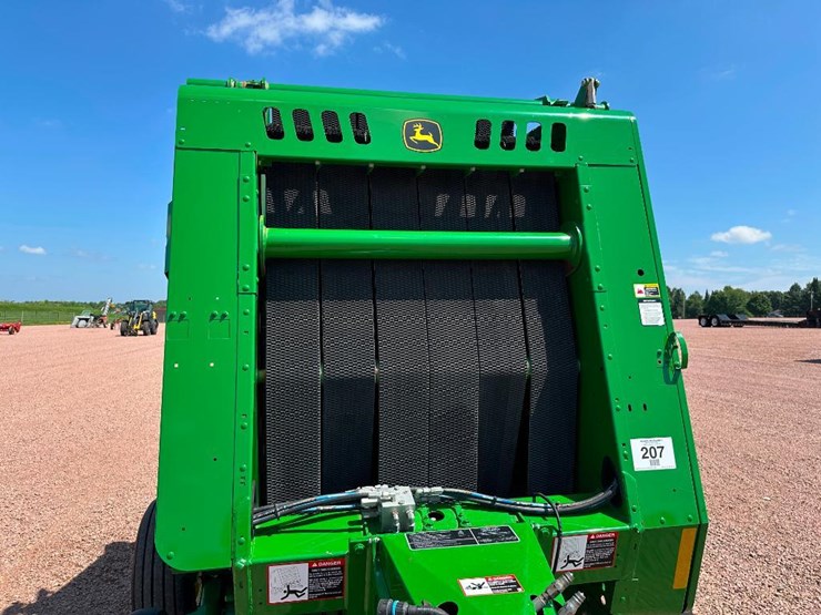 2022-john-deere-450e-image-16