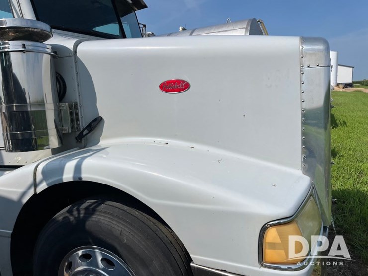 1993-peterbilt-377-image-20